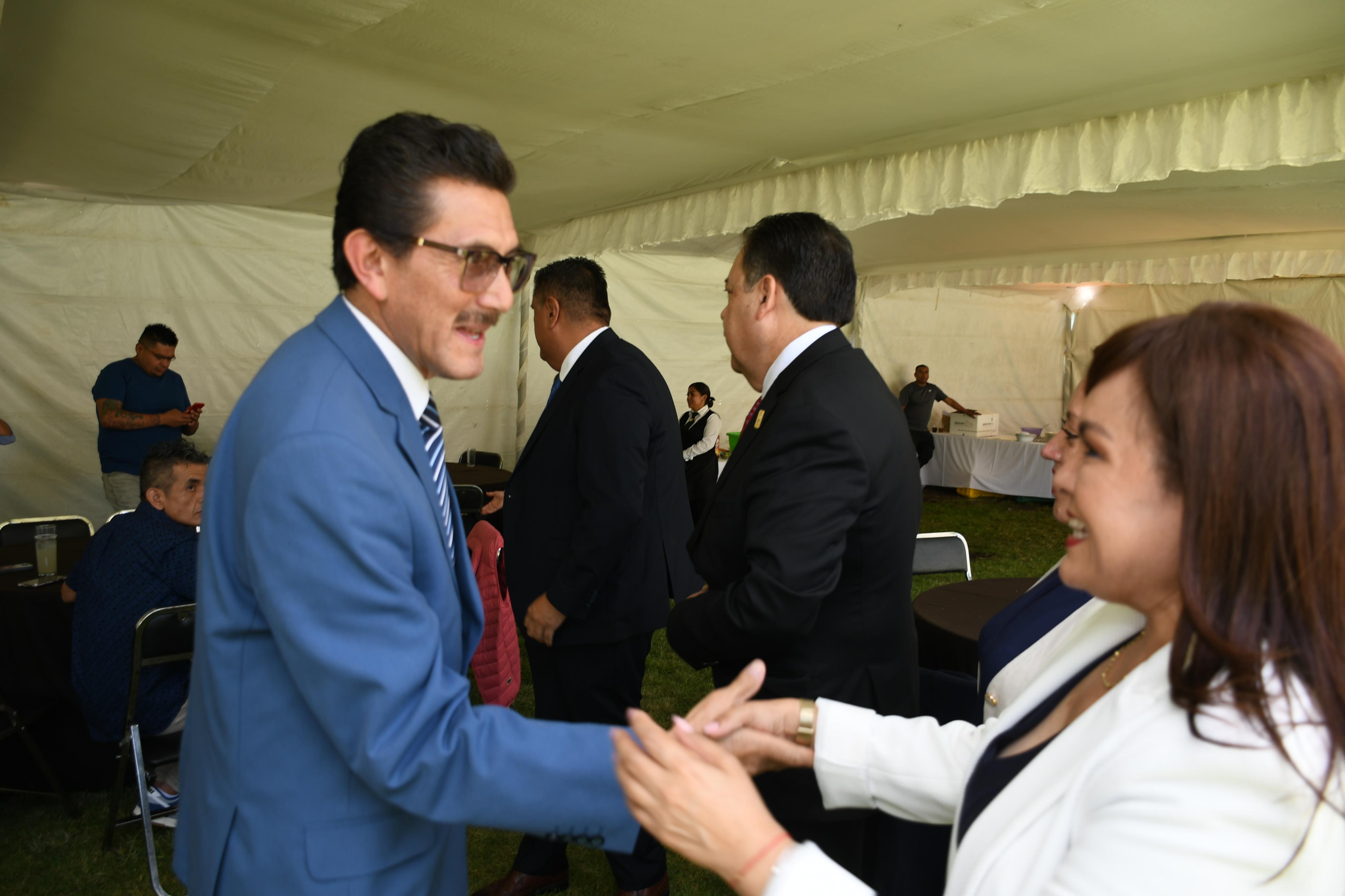Acompañando a la Secretaria General Electa de la Sección II, María del Pilar García Morales